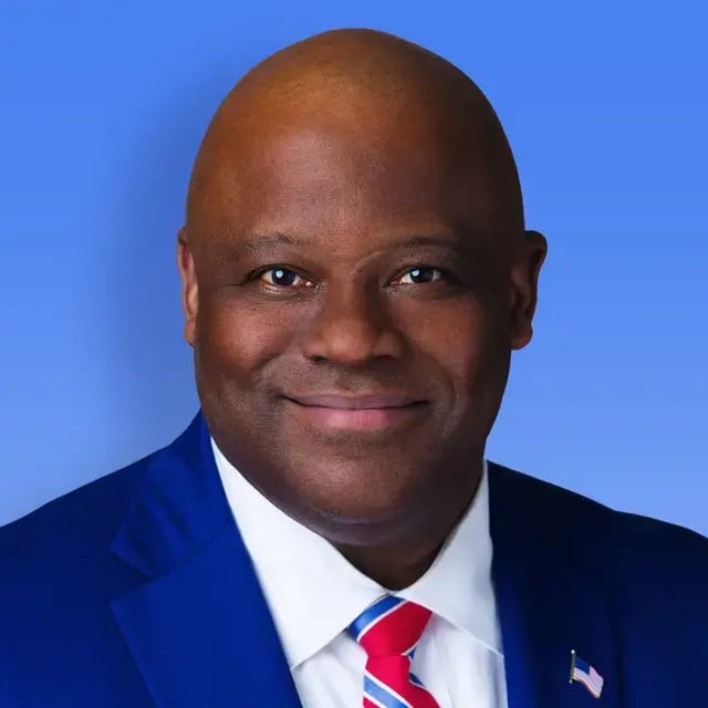 Headshot-Bellinger_Moody_1500 Headshot-Bellinger_Moody_1500